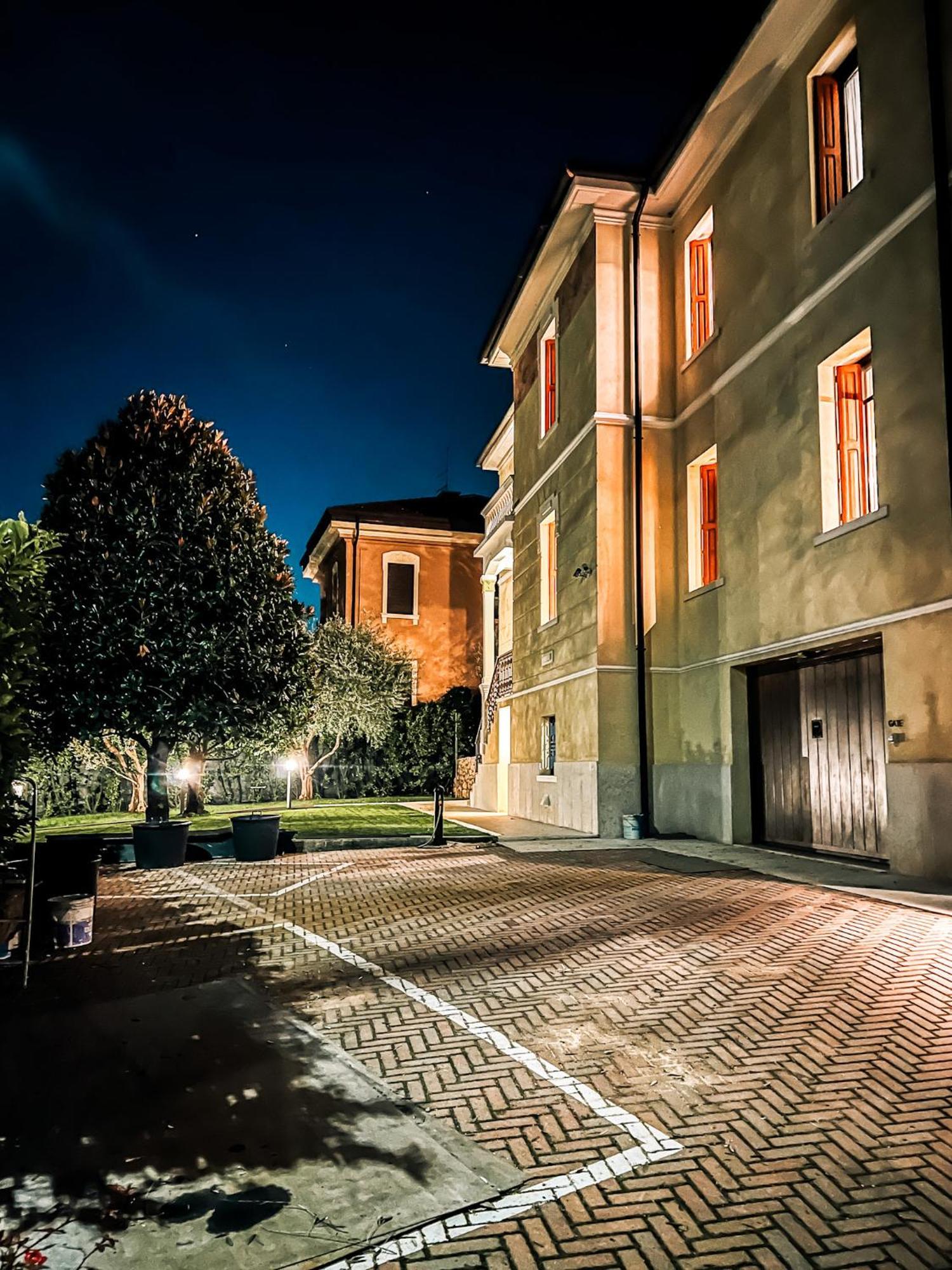 Naboo Verona Luxury Suites Zewnętrze zdjęcie